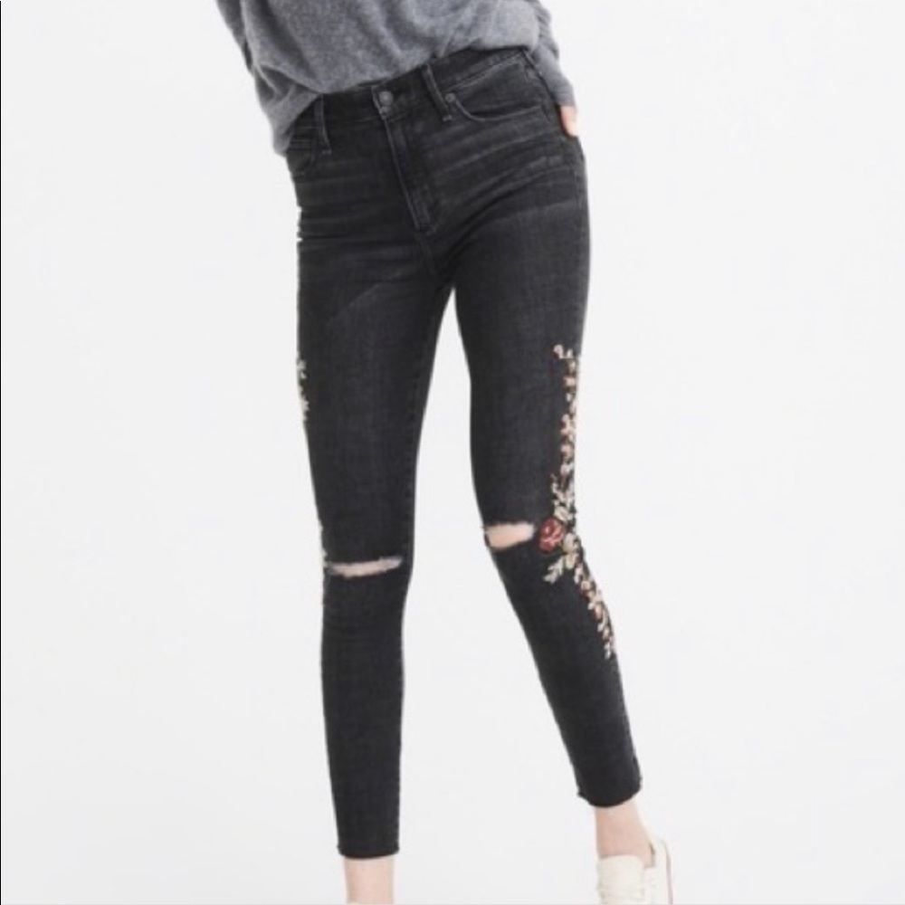 Abercrombie & Fitch Simone High Rise Ankle Jeans
